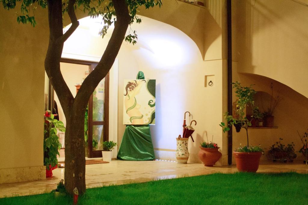 ホテルL' Antico Cortile カゼルタ エクステリア 写真